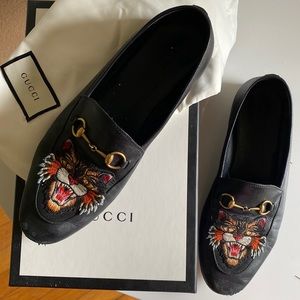 Gucci Embroidered Panther Black Loafers SZ 41